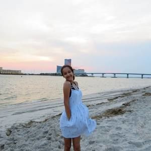 Meet your Posher, Nila